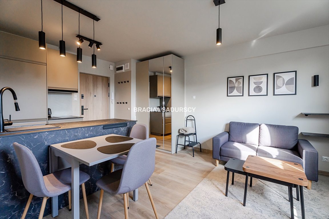Polecam nowoczesne 28,43 m² mieszkanie po remoncie z klimatyzacją Kraków, Krowodrza, Królewska  28m2 Foto 1