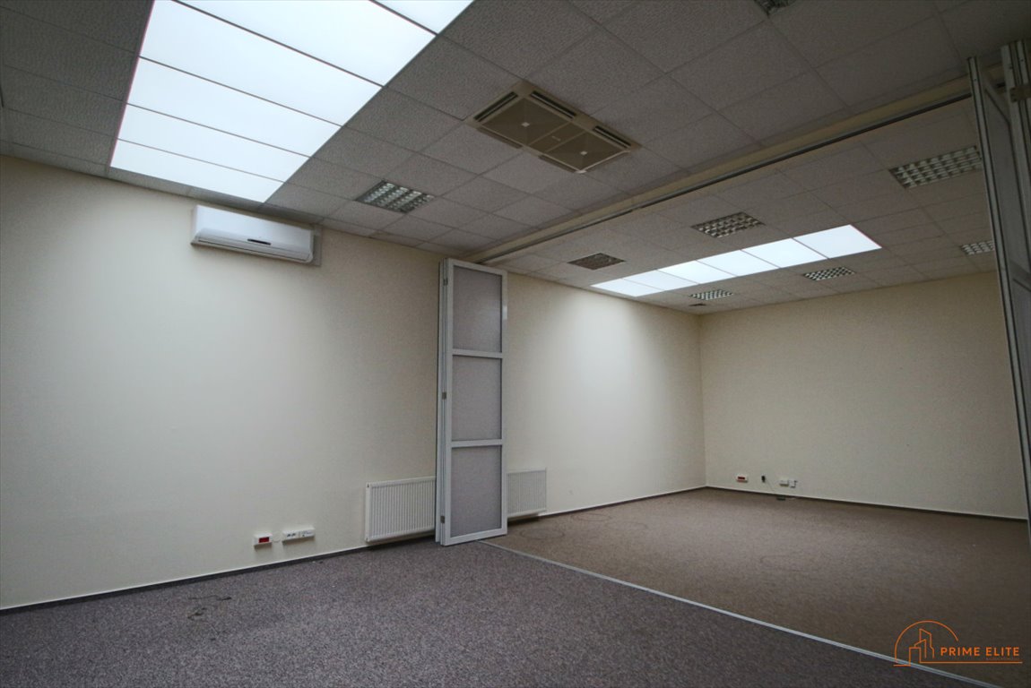 Magazyn 35 m2 z rampą i klimatyzacją w Warszawie Warszawa, Praga-Północ Pelcowizna, Jagiellońska  35m2 Foto 1
