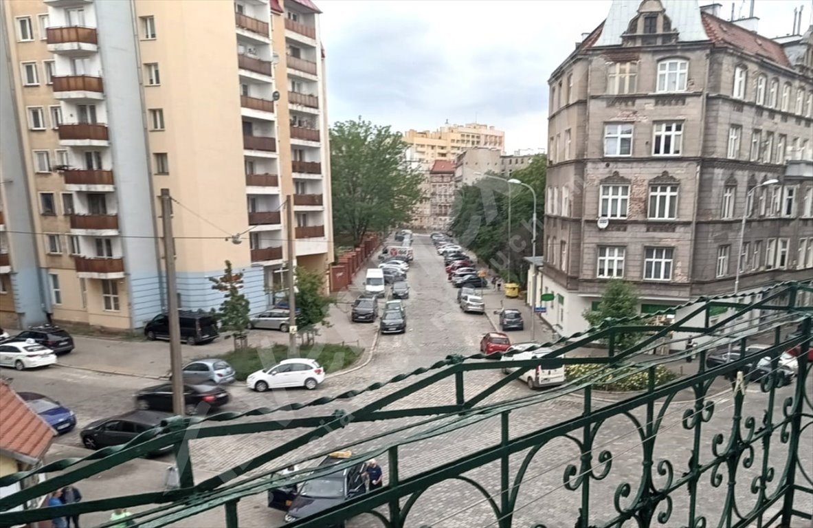 Mieszkanie czteropokojowe  na sprzedaż Wrocław, Plac Grunwaldzki  77m2 Foto 1