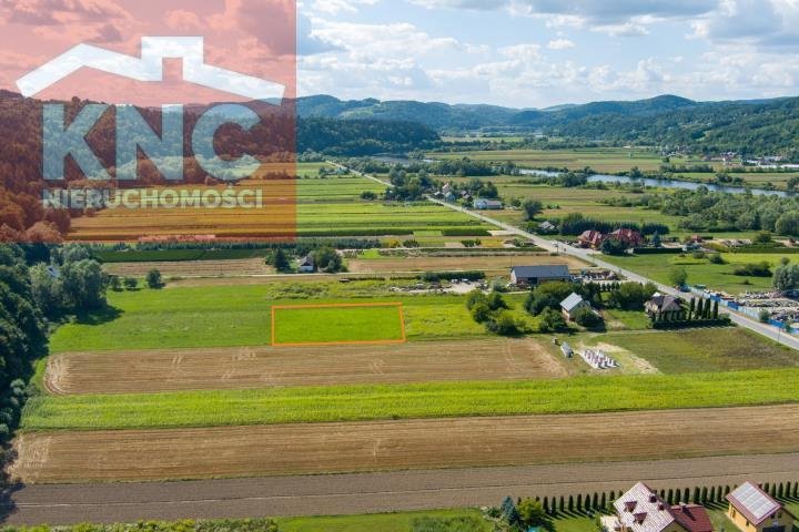Działka budowlana na sprzedaż Rożnów  1 600m2 Foto 1