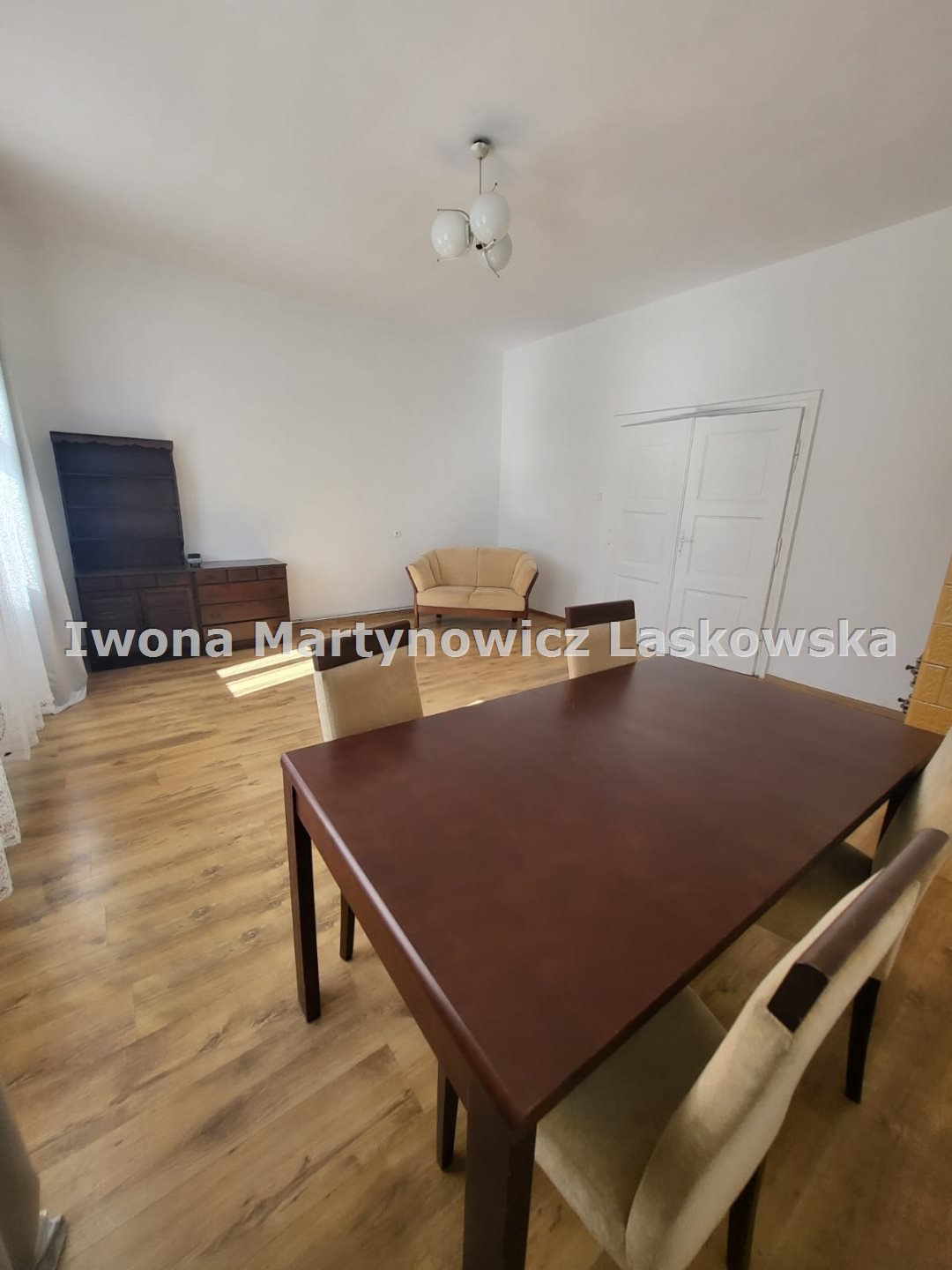 Mieszkanie trzypokojowe na sprzedaż Prochowice  74m2 Foto 2