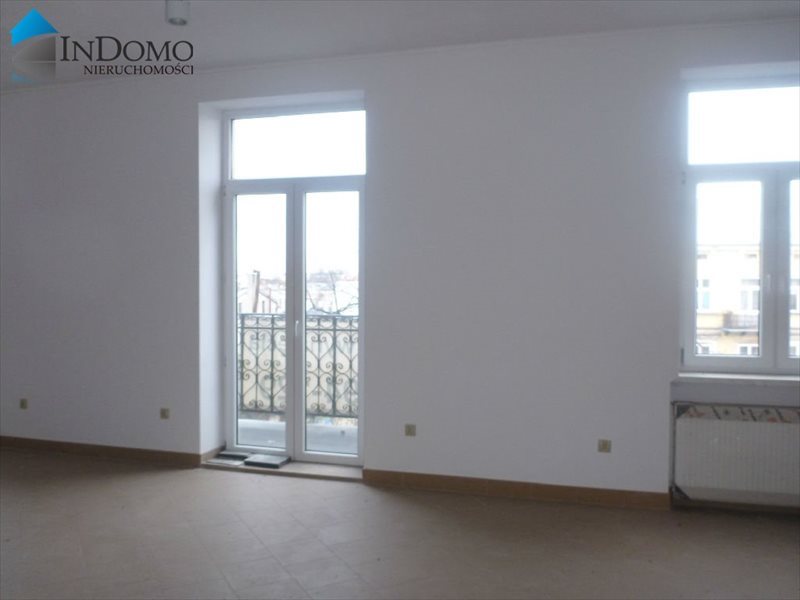 Lokal użytkowy na wynajem Piotrków Trybunalski 150m2 Foto 1 Lokal użytkowy na wynajem Piotrków Trybunalski 150m2 Foto 1
