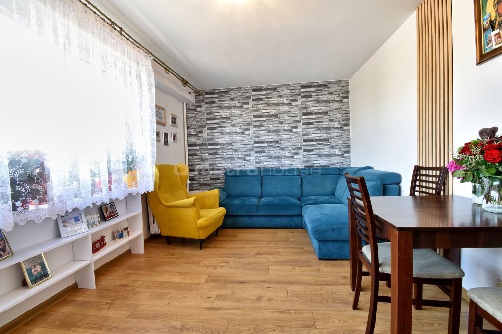 Mieszkanie trzypokojowe na sprzedaż Bakałarzewo, Osiedle północ  60m2 Foto 1