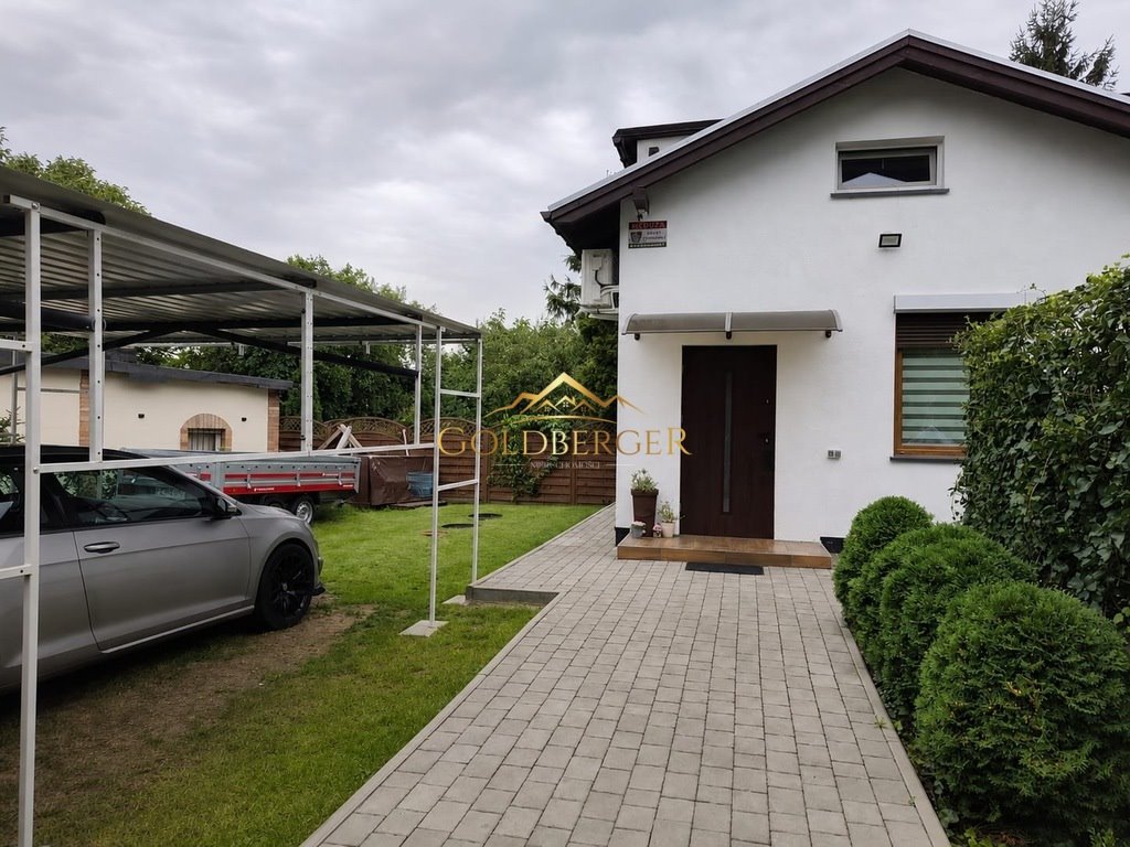 Działka 580 m² z nowoczesnym domem w Poznaniu - komfort i bezpieczeństwo Poznań, Dębiec, Dębiec, Droga Dębińska  580m2 Foto 1