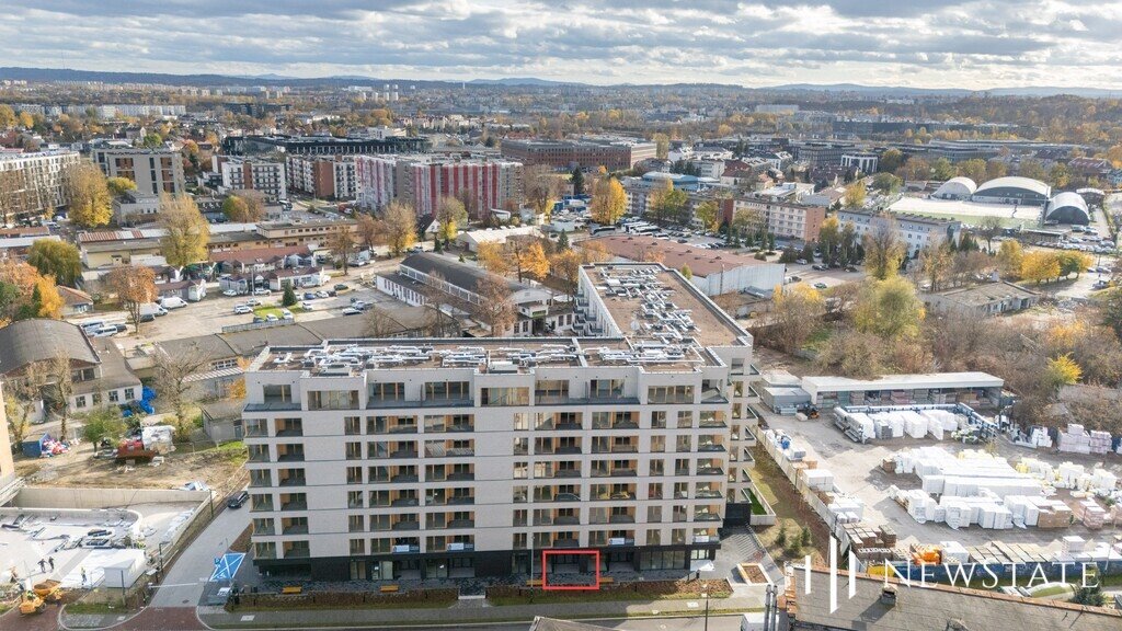 Nowoczesny lokal usługowy 75 m² w Zabłociu, dostęp od IV kwartału Kraków  75m2 Foto 1