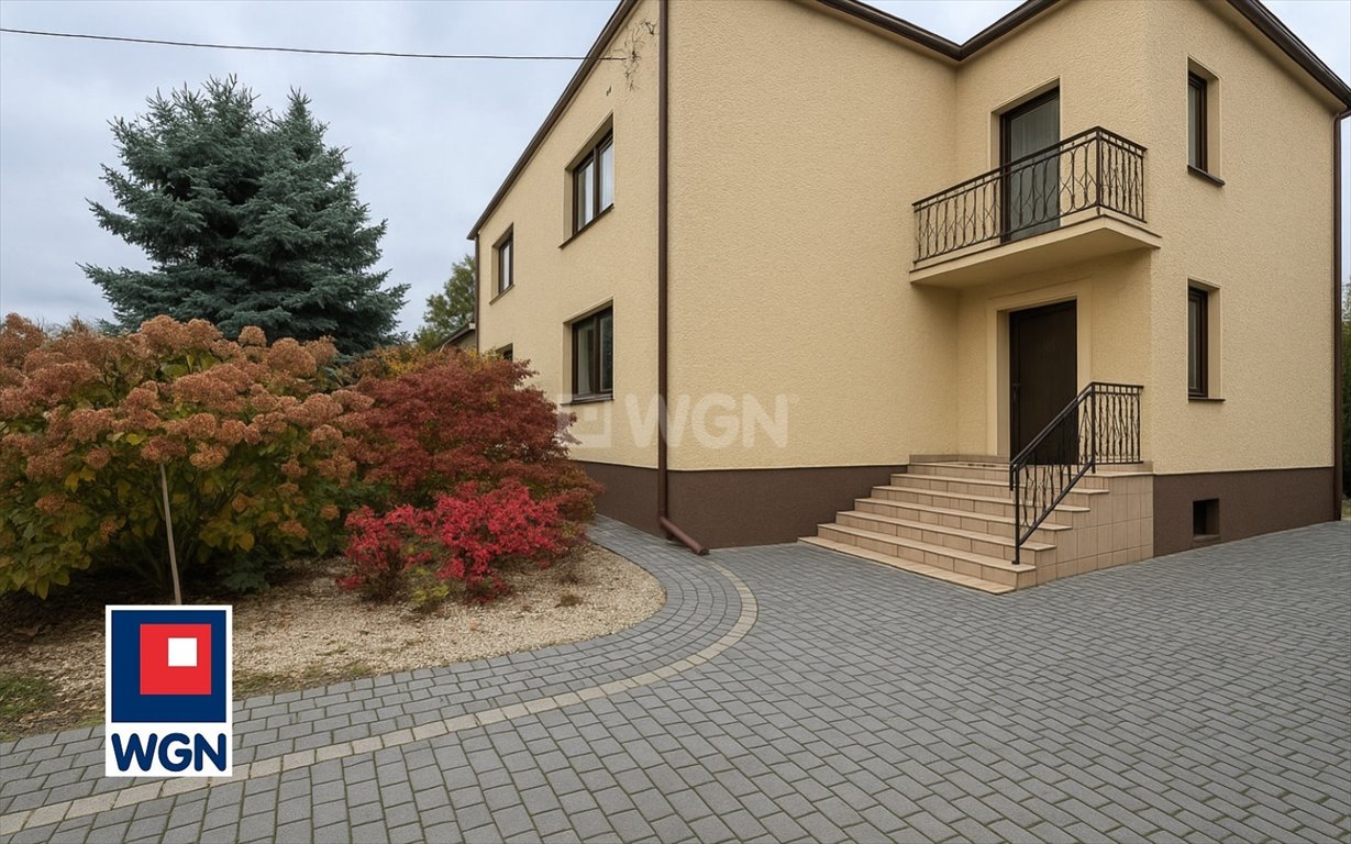 Przestronny dom 220 m2 z osobnymi wejściami i pełnym umeblowaniem Dylów Rządowy, Dylów Rządowy  220m2 Foto 1