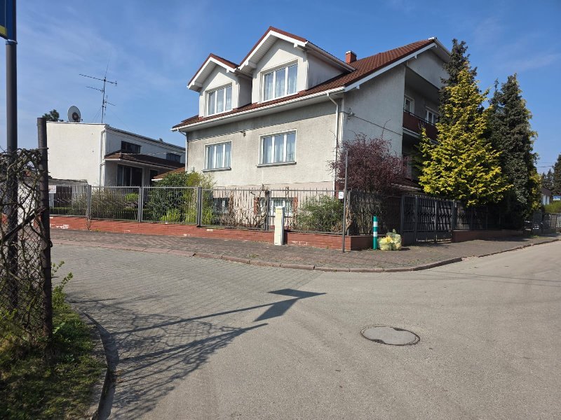 Przestronny dom z warsztatem (85 m²) i potencjałem inwestycyjnym Częstochowa, OKOL. JASNEJ GÓRY, brak  400m2 Foto 1