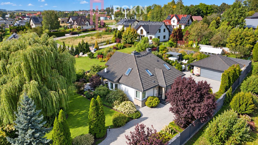 Polecam dom 165 m² z ogrodem, jacuzzi i garażem 2-stanowiskowym Ujazd, Spacerowa  214m2 Foto 1