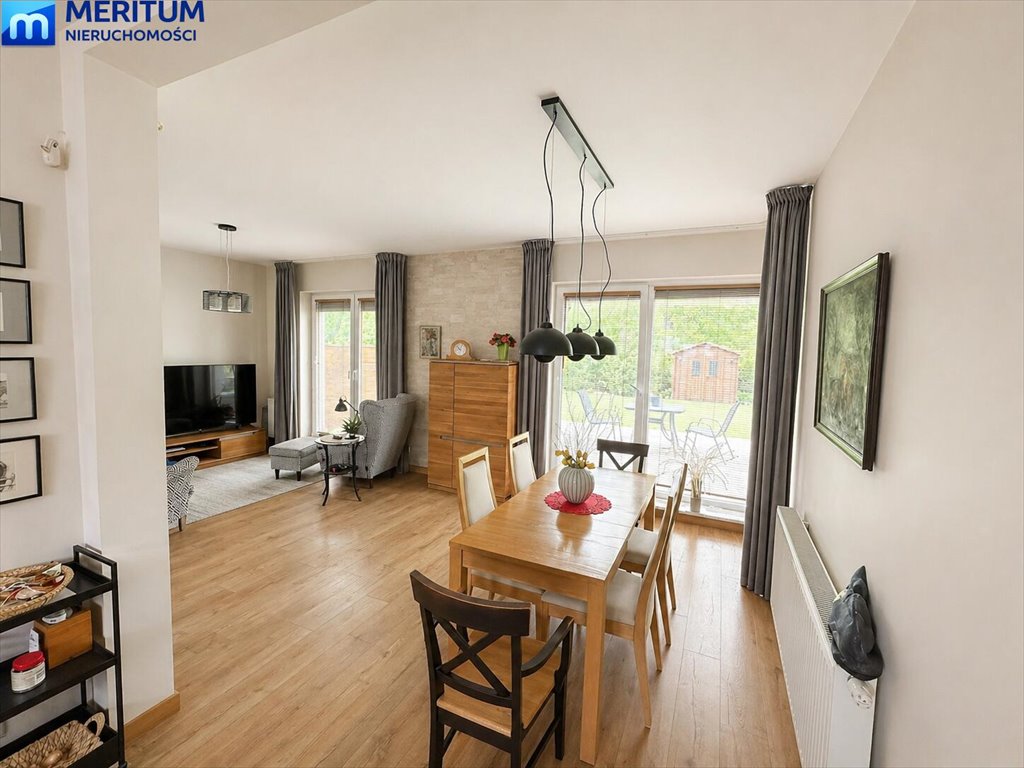 Segment skrajny z dużym ogrodem, tarasem i poddaszem 42 m2 Grodzisk Mazowiecki  134m2 Foto 1