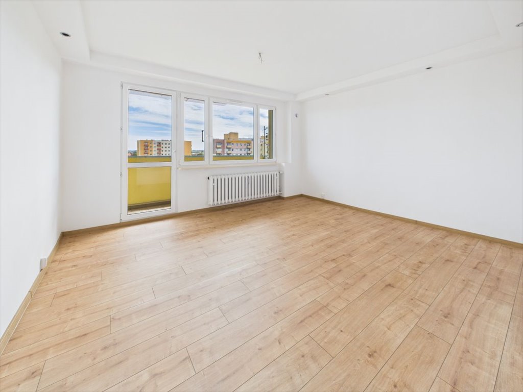 Mieszkanie czteropokojowe  na sprzedaż Malbork, Jagiellońska  72m2 Foto 1