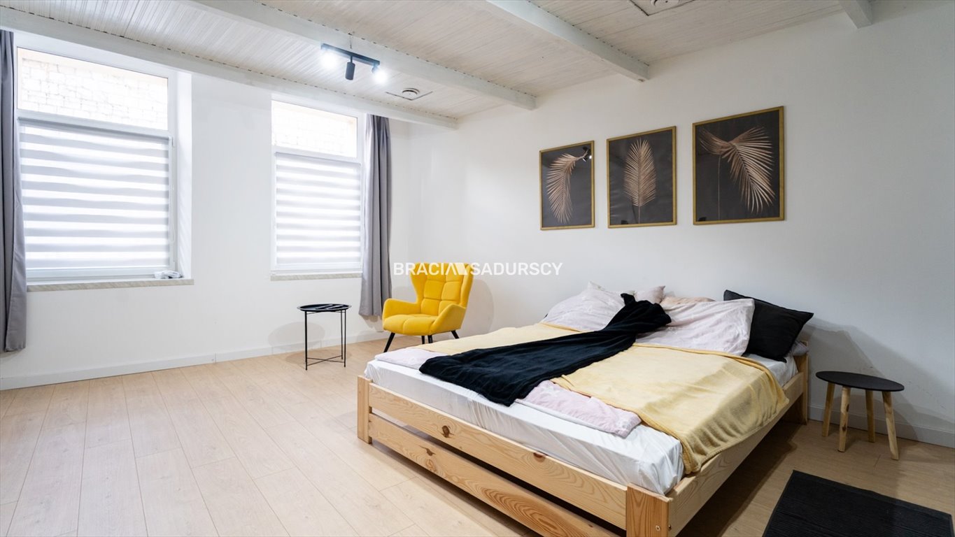 Mieszkanie dwupokojowe na sprzedaż Olkusz, Stary Olkusz, Kazimierza Wielkiego  54m2 Foto 1