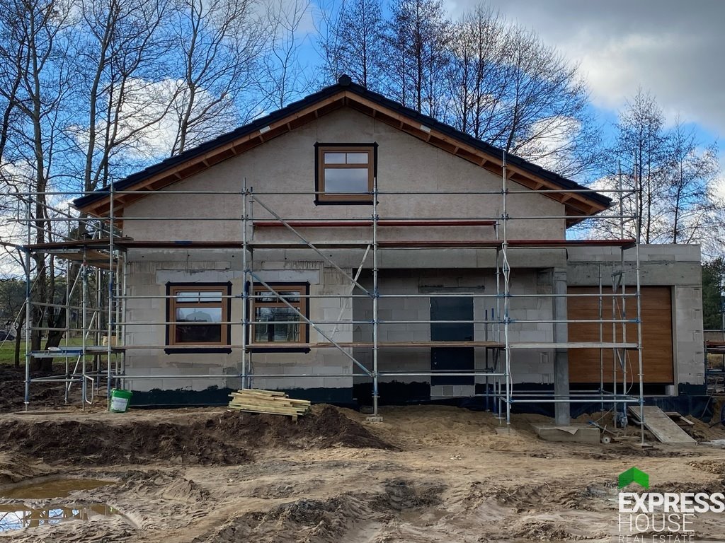 Dom na sprzedaż Płoty, Leśna  106m2 Foto 3