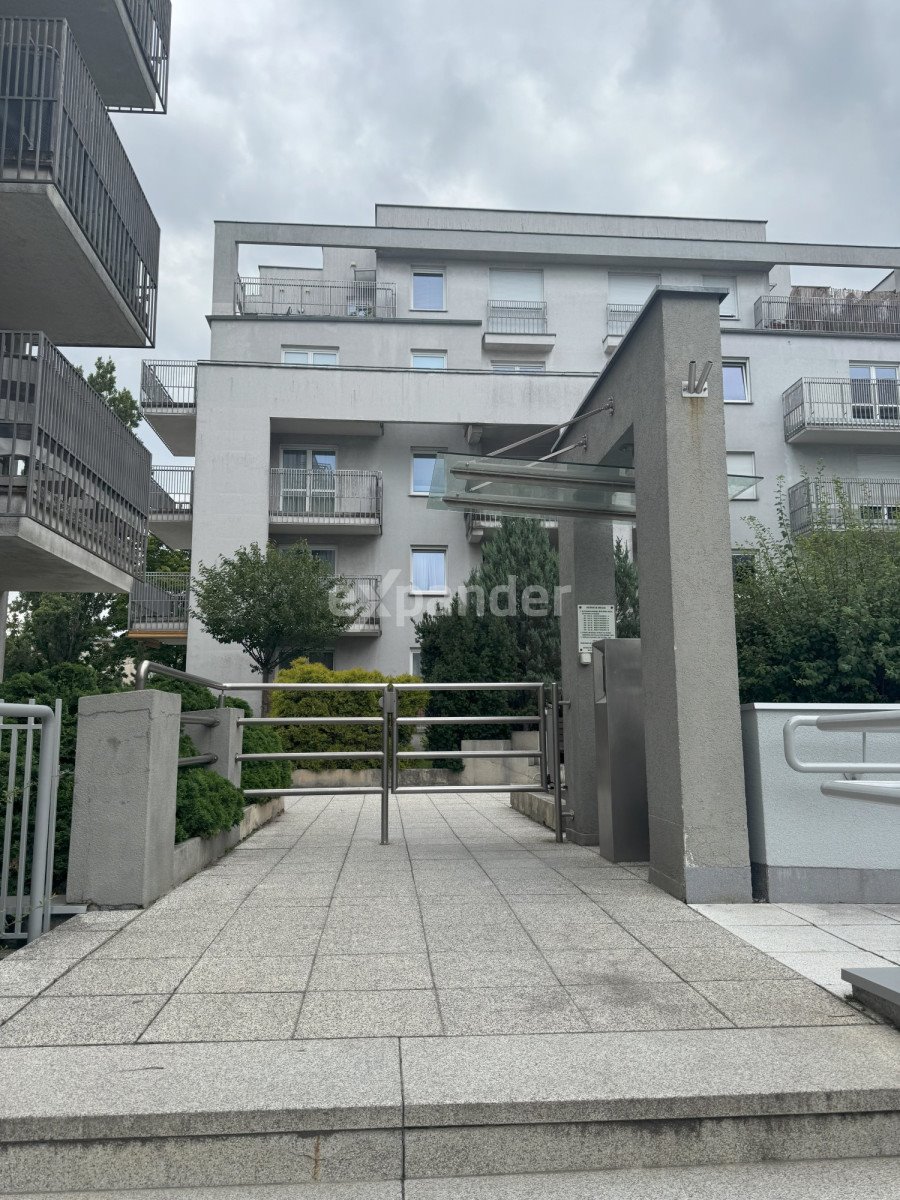 Mieszkanie czteropokojowe  na sprzedaż Poznań, Grunwald, Międzychodzka  82m2 Foto 1