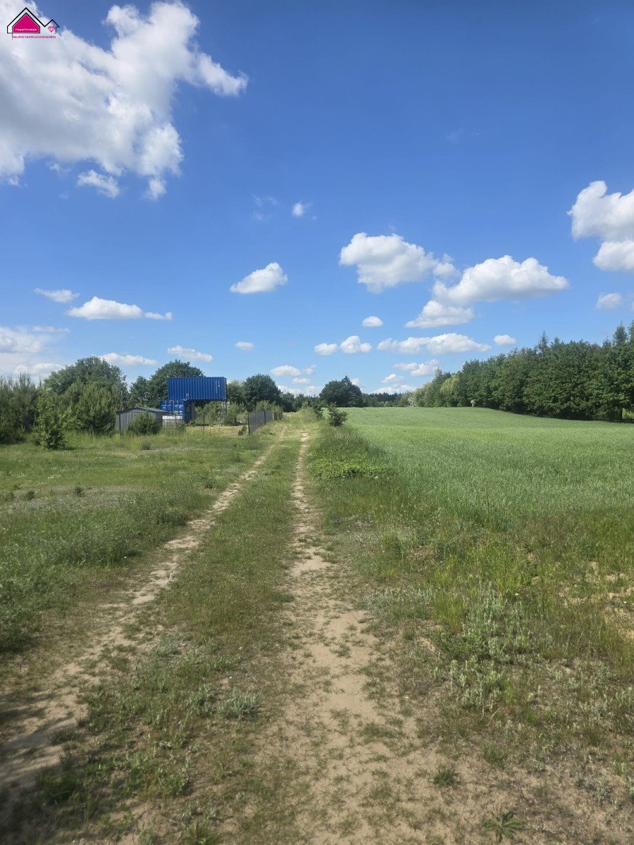 Polecam działkę 400 m² w Świętnem - las, jeziora, spokój Świętne  400m2 Foto 1