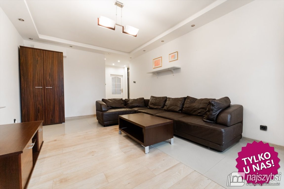 Mieszkanie dwupokojowe na sprzedaż Goleniów, Centrum  48m2 Foto 1