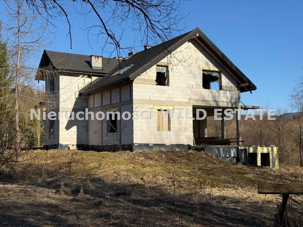 Przestronny dom z 356 m² do wykończenia w Wetlinie Cisna, Wetlina  356m2 Foto 1