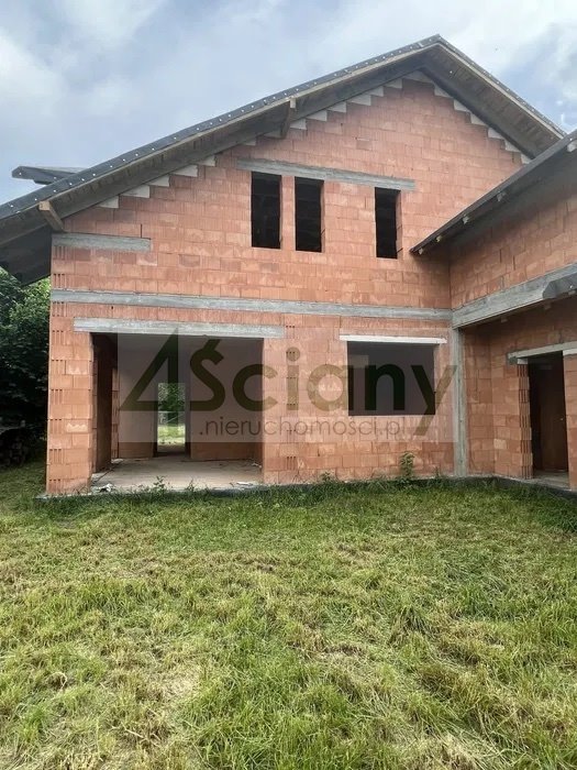 Dom z działalnością, 336 m2, Łoś, rezerwat Skarpa Łoś  336m2 Foto 1