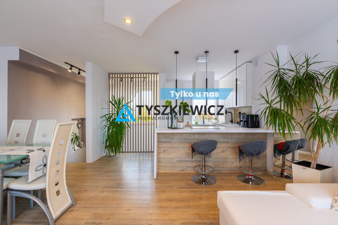 Dom usługowo-mieszkalny w Chojnicach, 161,8 m², inwestycja Chojnice, Aleja Bayeux  162m2 Foto 1