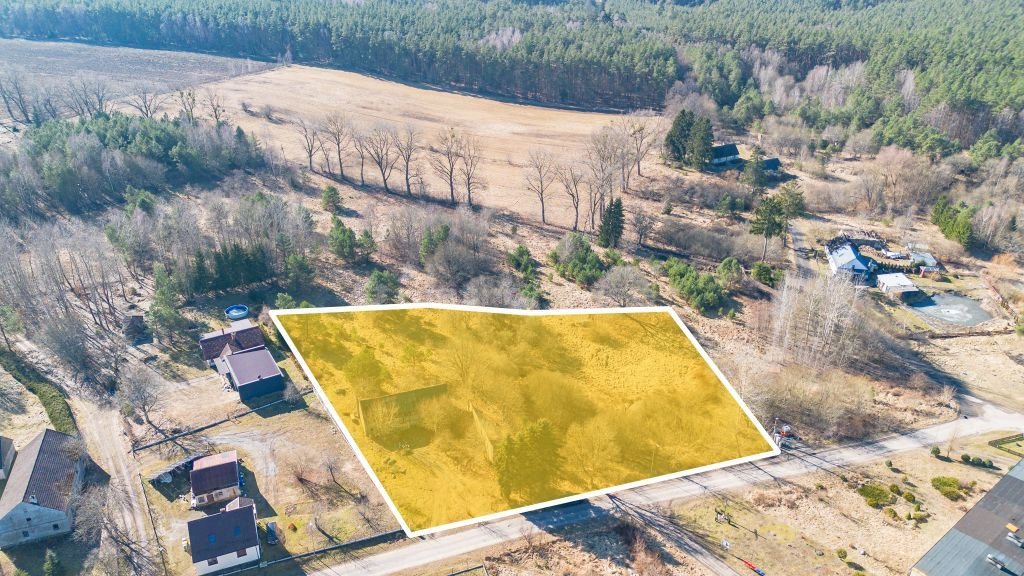 Działka 6667 m² z budynkami, media, dostęp do drogi Uniemino  6 667m2 Foto 1