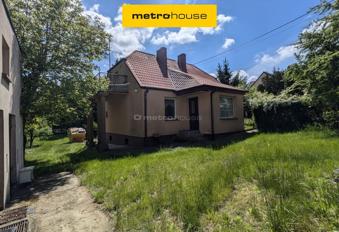 Przestronny dom z dużym ogrodem i 10 miejscami parkingowymi Pobiedziska  128m2 Foto 1