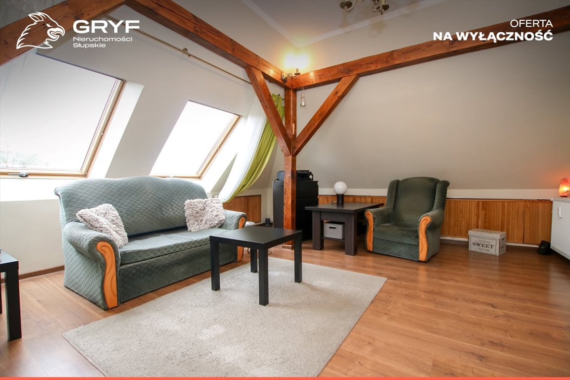 Urokliwe 2-pokojowe mieszkanie na poddaszu z cegłą i belkami Słupsk, Grottgera  52m2 Foto 1