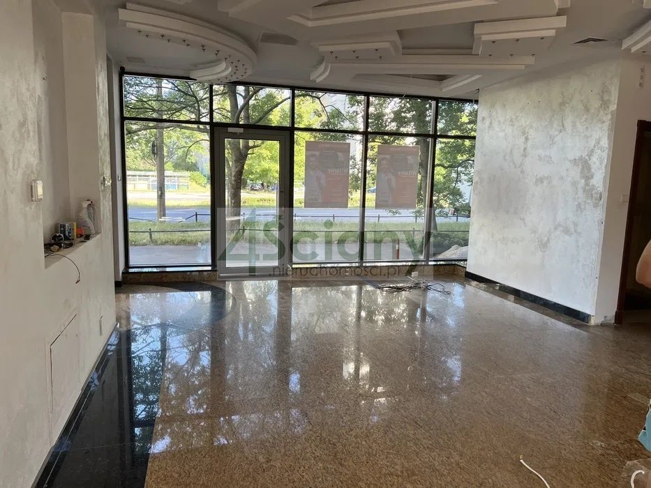 Lokal użytkowy 78 m2 z witrynami, duży ruch, blisko metra Warszawa, Ursynów  78m2 Foto 1