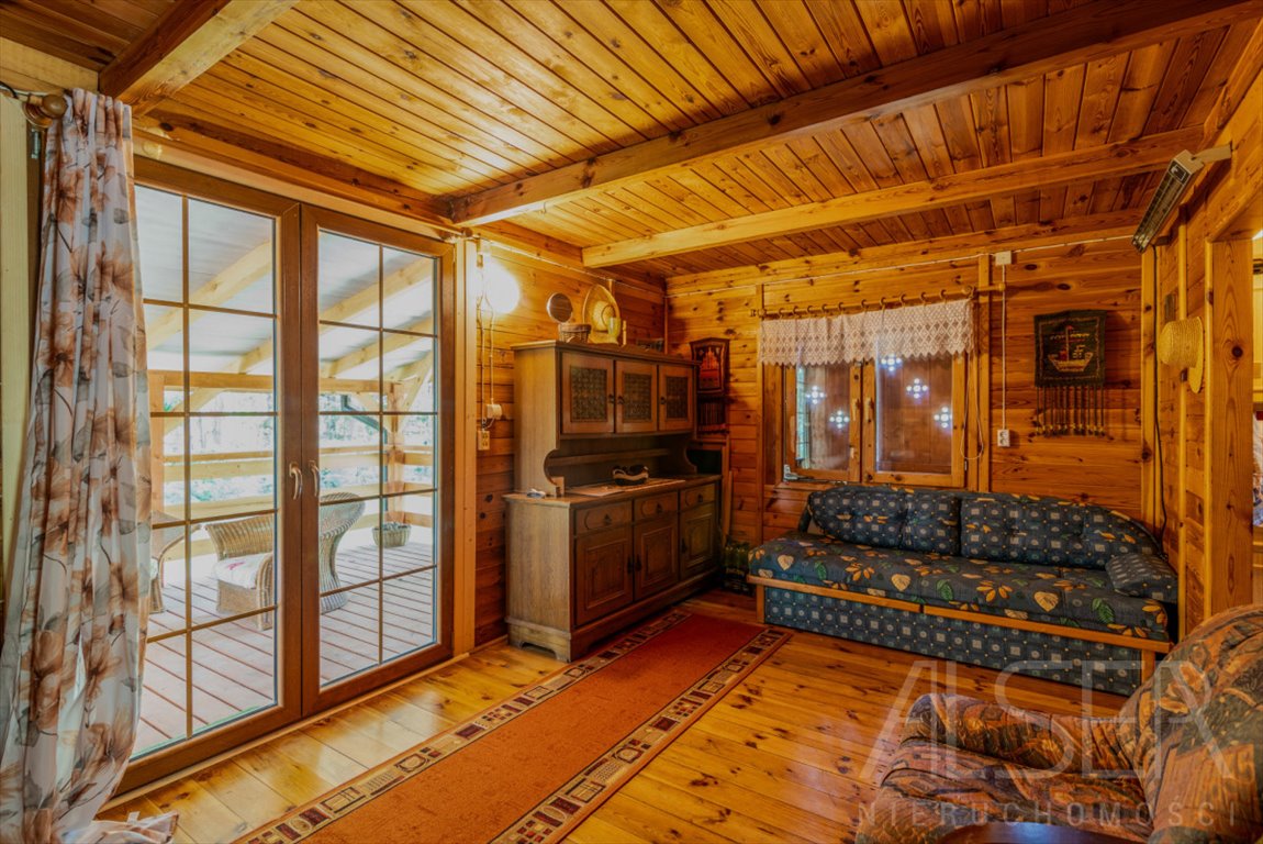 Urokliwy dom 40 m2 z dużym tarasem i ogrodem Dybki  40m2 Foto 1