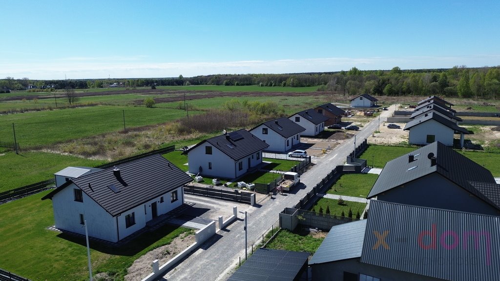 Komfortowy dom 103 m² z możliwością adaptacji poddasza Staszów  103m2 Foto 1