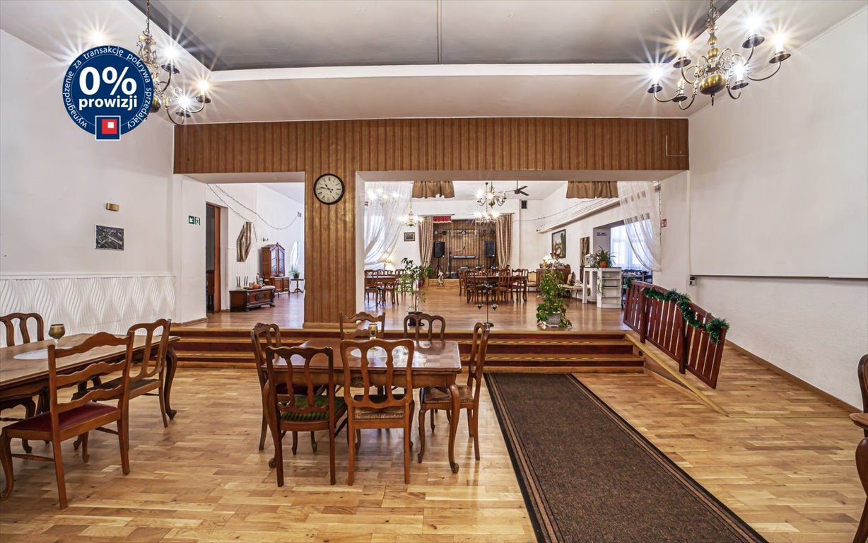 Lokal usługowy z dużym potencjałem w centrum Jeleniej Góry Jelenia Góra, 1-go Maja  850m2 Foto 1