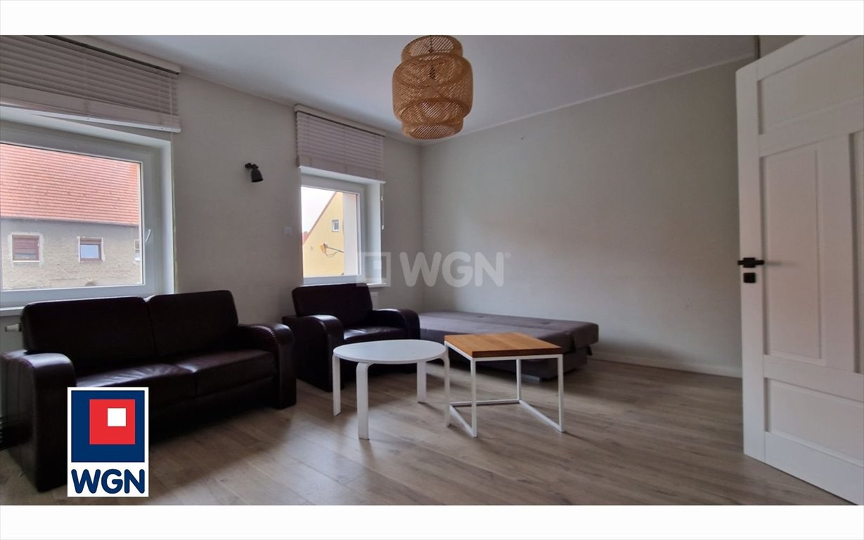 Mieszkanie trzypokojowe na sprzedaż Wieluń, Paderewskiego  80m2 Foto 1