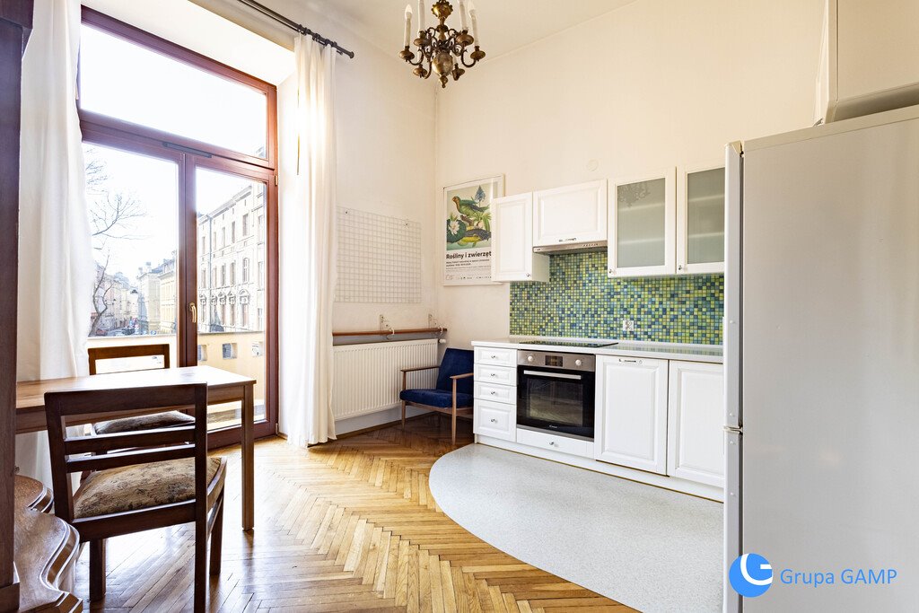 Dwupokojowe mieszkanie z antresolą, balkon, centrum Krakowa Kraków, Stare Miasto, Stare Miasto, Smoleńsk  35m2 Foto 1