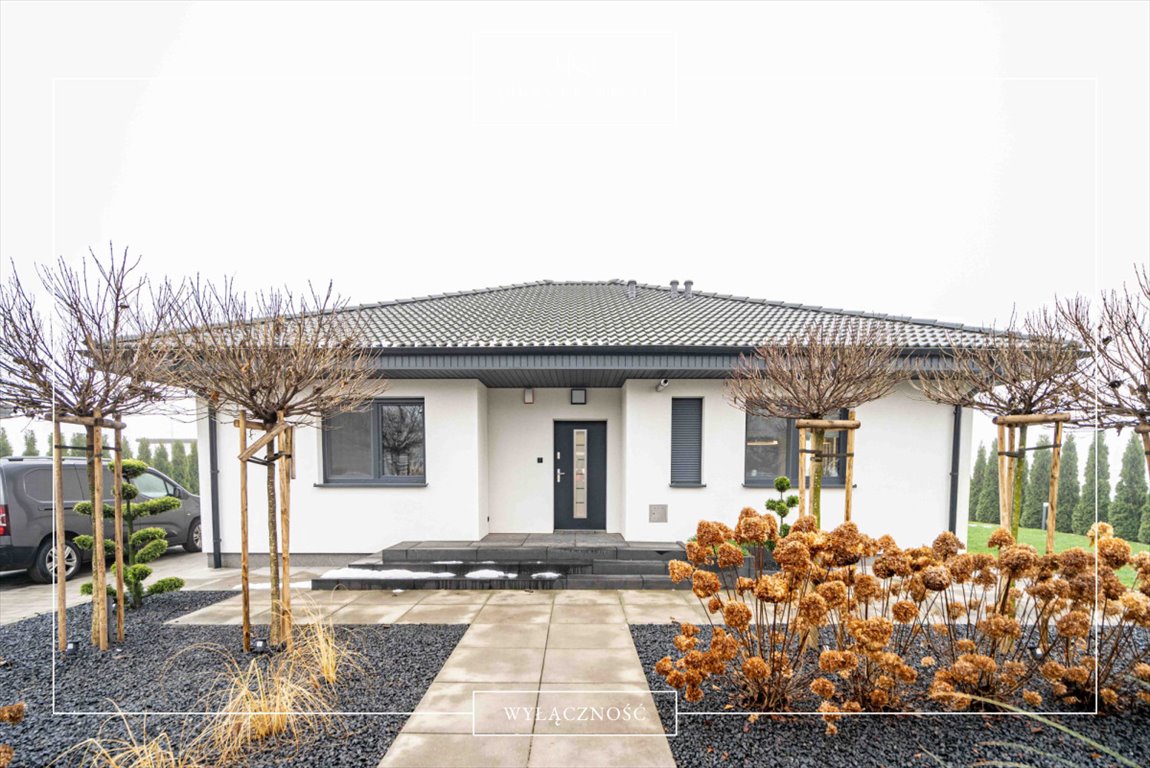 Dom wolnostojący 104,6 m2 z ogrodem i wiatą w Siekierkach Siekierki Małe, Polna  105m2 Foto 1