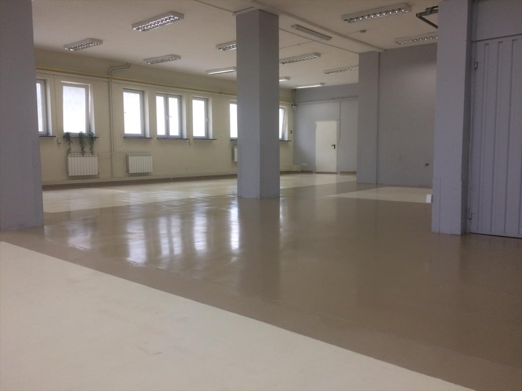 Lokal użytkowy na wynajem Raszyn, Grocholicka 2a  370m2 Foto 1