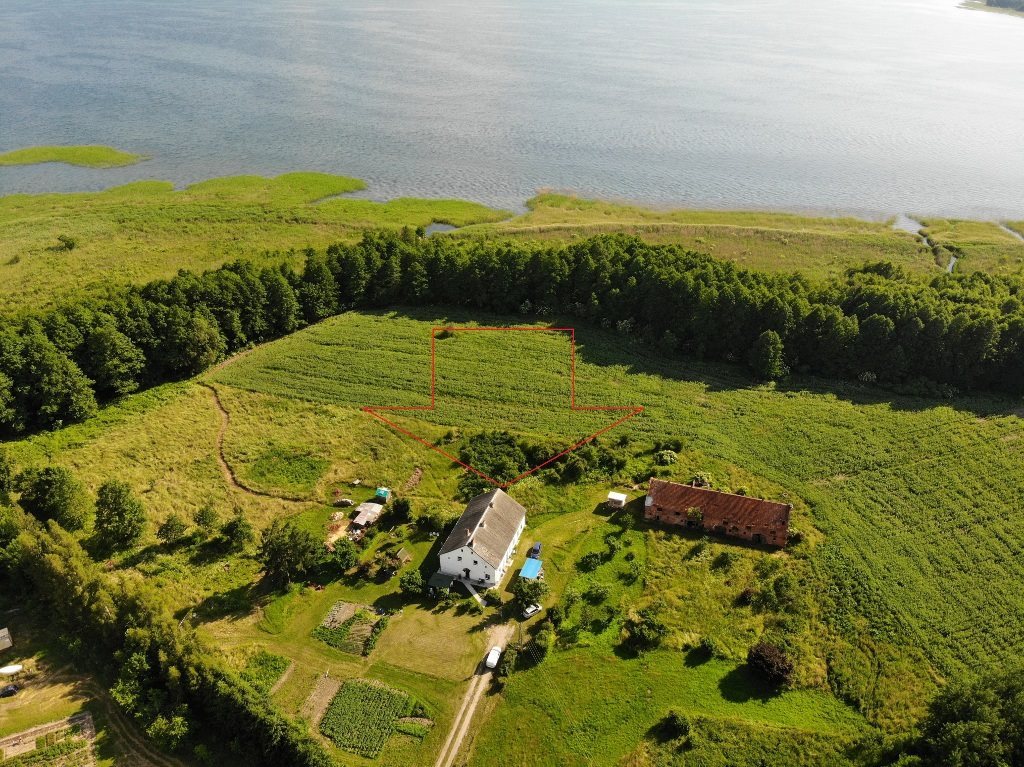 Do sprzedania urokliwe mieszkanie 2 pokoje z możliwością remontu nad Jeziorem Harsz, Harsz  60m2 Foto 1