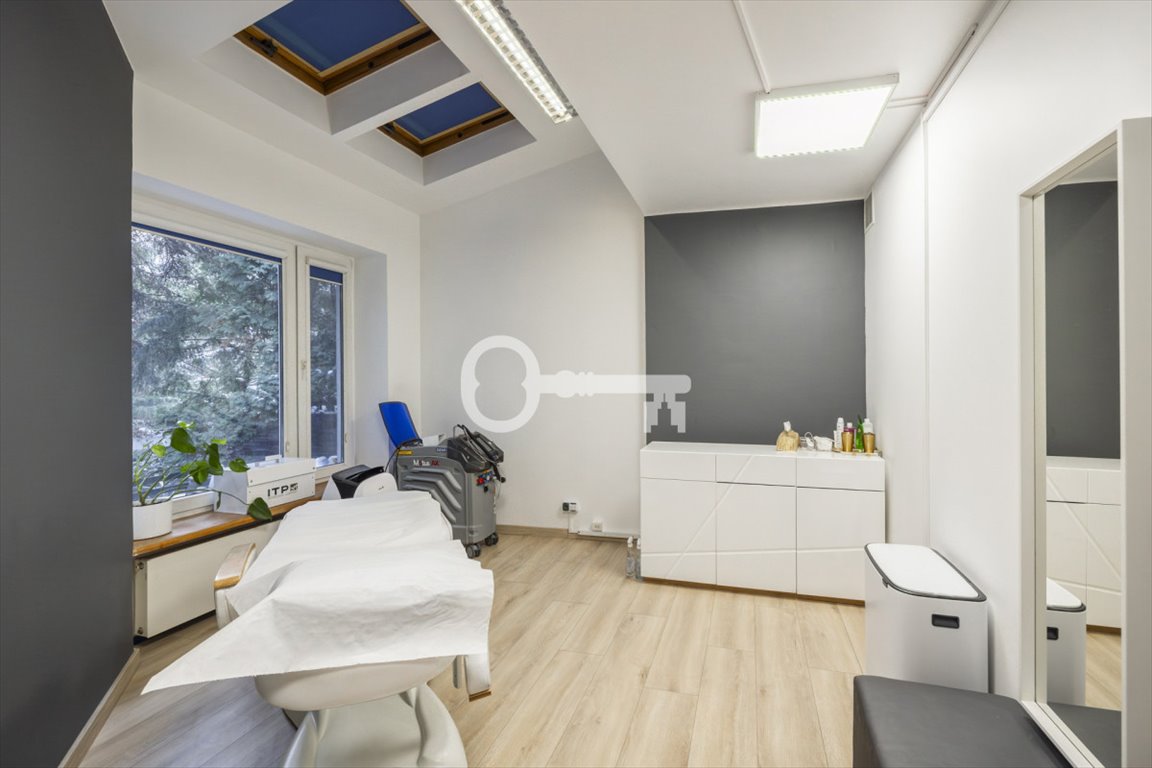 Nowoczesny lokal biurowy 112 m2 z ogrodem i recepcją Warszawa, Mokotów Wyględów, Etiudy Rewolucyjnej  112m2 Foto 1