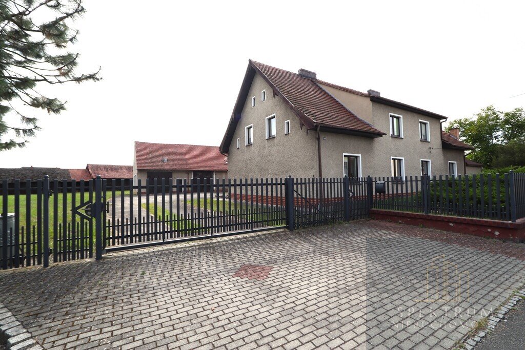 Dom na sprzedaż Chróścice  300m2 Foto 1