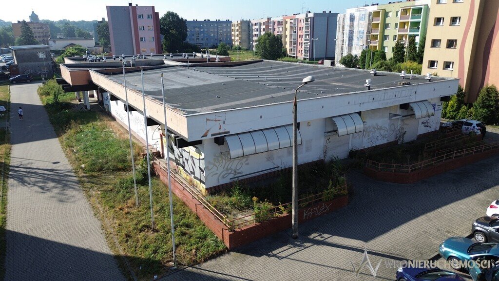 Duży lokal 1420 m² z parkingiem, idealny pod sklep lub magazyn Kędzierzyn-Koźle  1 420m2 Foto 1