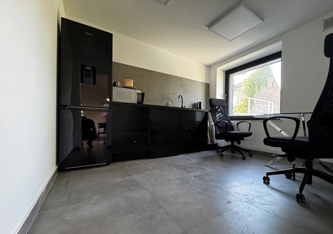 Lokal użytkowy na wynajem Warszawa, Włochy, Nowe Włochy  340m2 Foto 1