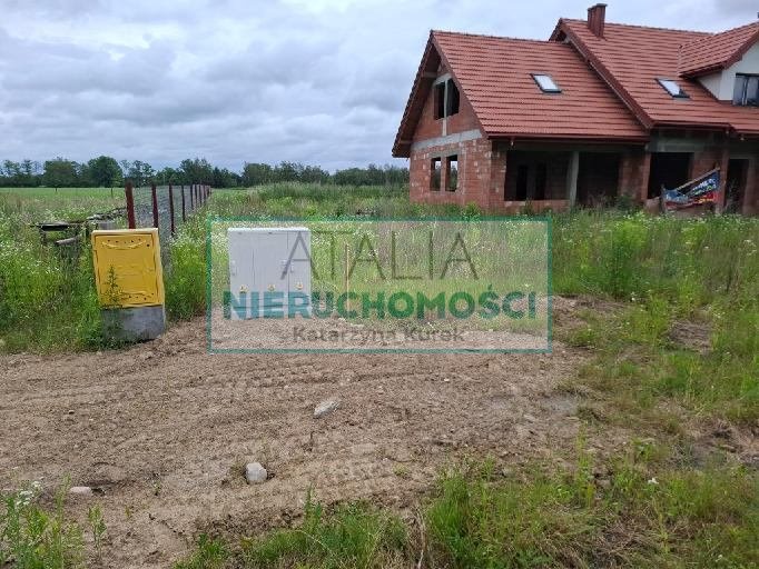 Zapraszam do obejrzenia przestronnego domu 282 m² z tarasem i dużą działką Bronisławów  156m2 Foto 1