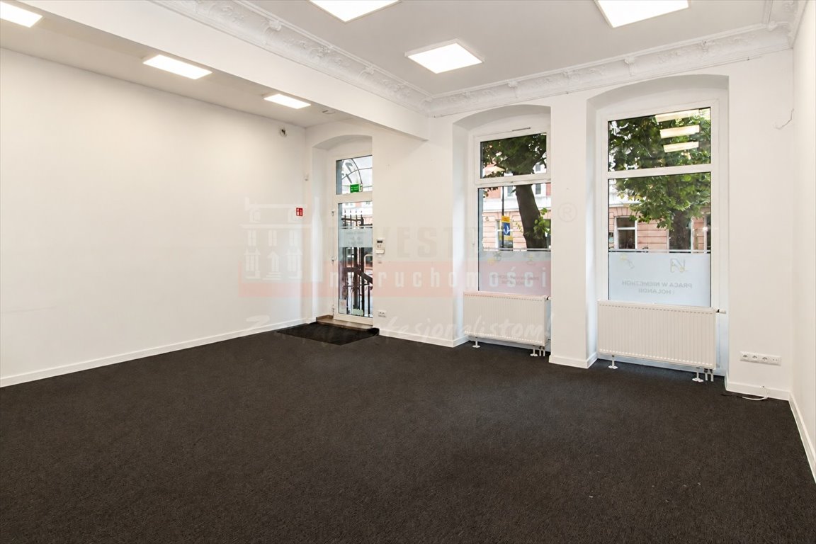 Wynajmę przestronny lokal 69 m² z tarasem i witryną Opole  69m2 Foto 1