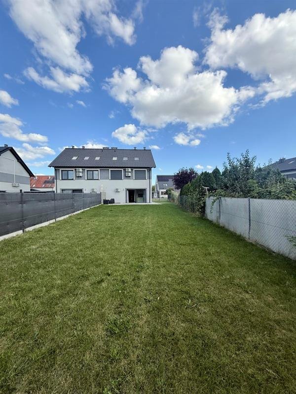 Nowoczesny dom 220 m² z klimatyzacją, garażem i 4 sypialniami Ślęza, Dom Ślęza bliźniak duża działka klimatyzacja 5 pok  220m2 Foto 1