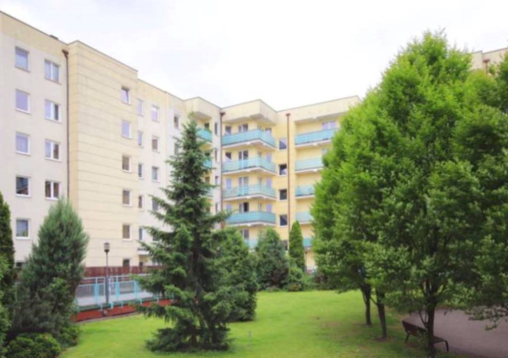 2-pokojowe mieszkanie z balkonem, pełne wyposażenie, blisko UAM Poznań, Stare Miasto, os. S. Batorego, 82  41m2 Foto 1