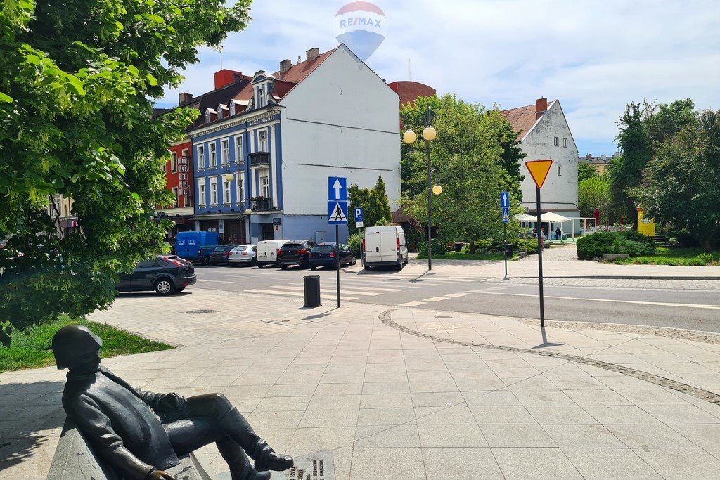 Dom na sprzedaż Kalisz, al. Aleja Wolności  1 972m2 Foto 4