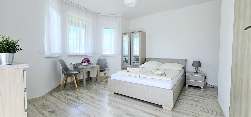 Pensjonat nad morzem 12 pokoi, 450 m od plaży Niechorze, Trzebiatowska  421m2 Foto 1