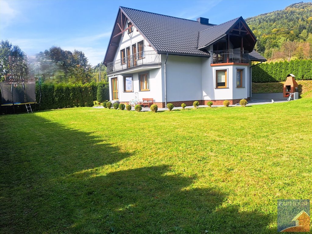 Nowoczesny dom z pompą ciepła na dużej działce w Mordarce Mordarka  246m2 Foto 1