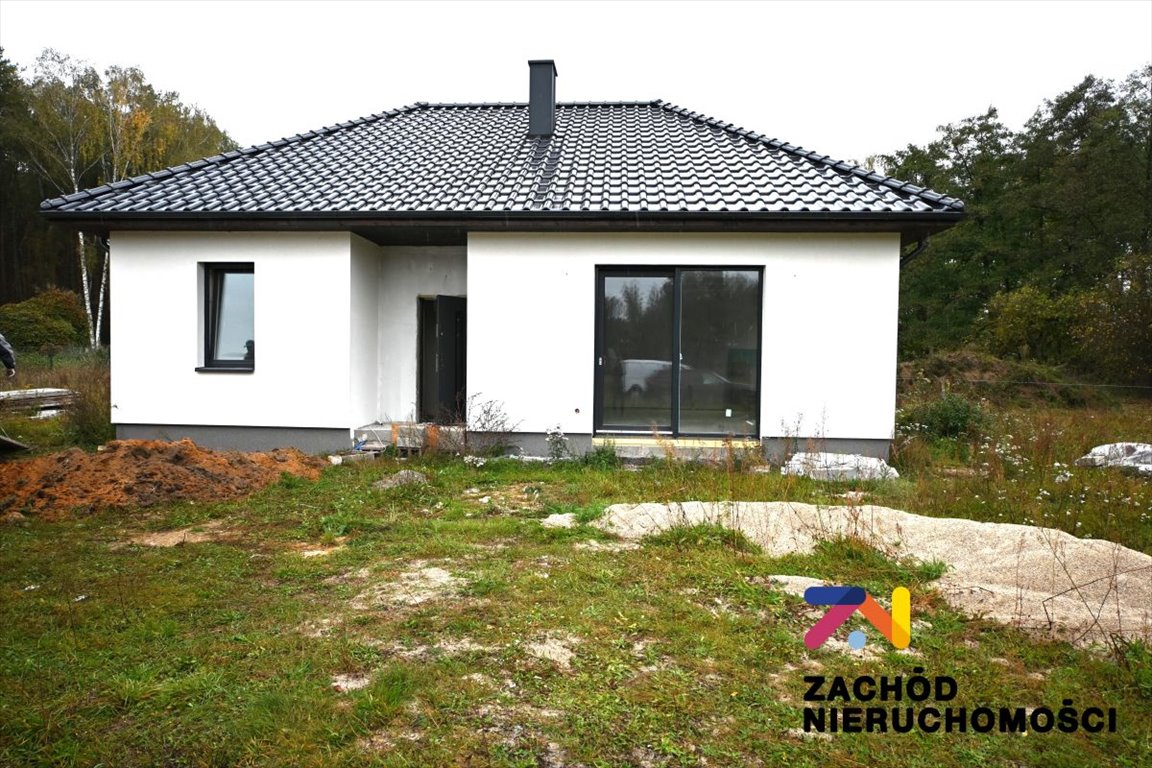 Dom z kominkiem i panelami fotowoltaicznymi na dużej działce Droszków  103m2 Foto 1