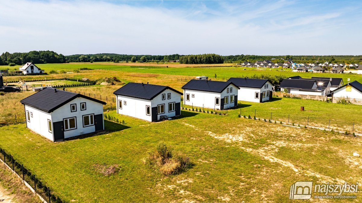 Lokal użytkowy na sprzedaż Jezierzany, Jarosławiec, Nadmorska  1 341m2 Foto 1