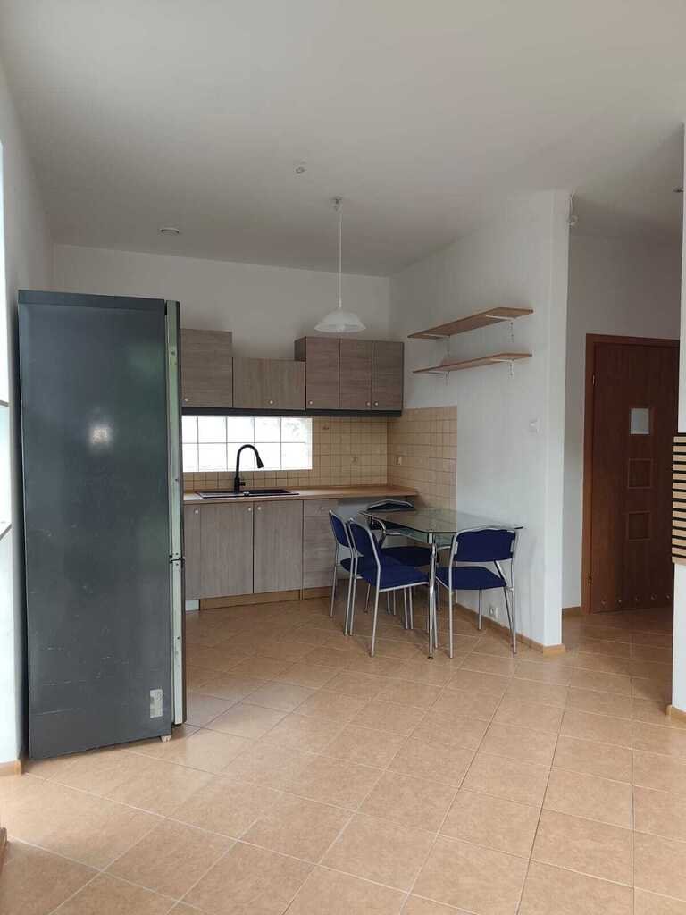 Mieszkanie dwupokojowe na sprzedaż Reda  31m2 Foto 1