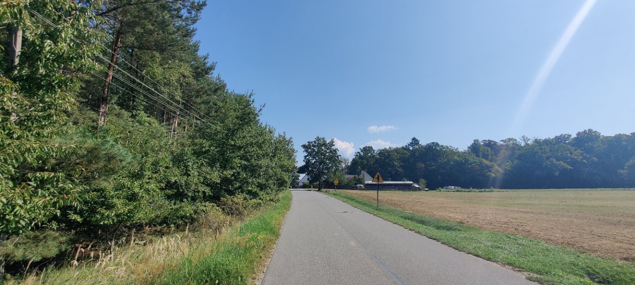 Działka 1,91 ha z lasem, media, inwestycja rekreacyjna Postolin  19 100m2 Foto 1