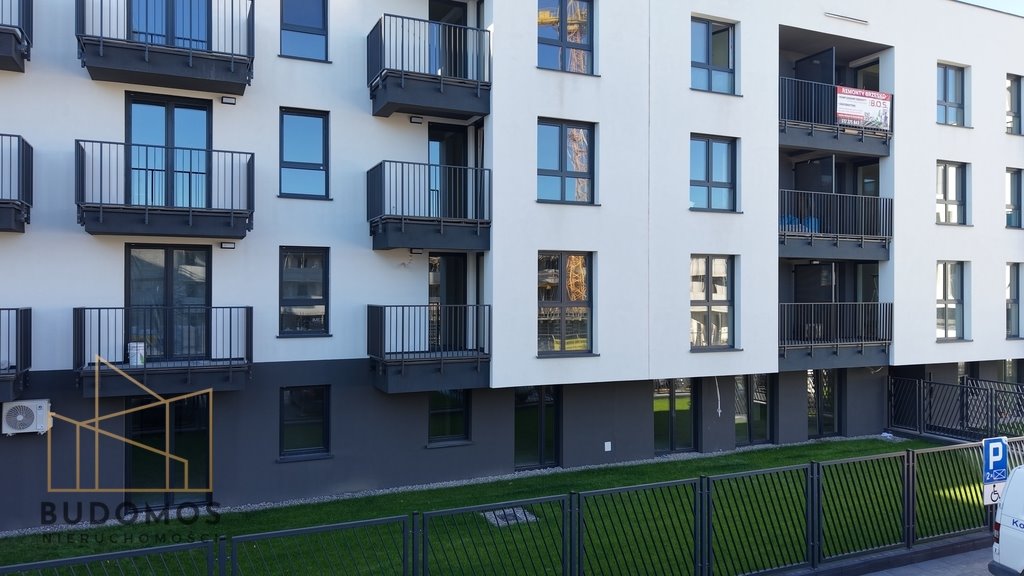 Mieszkanie dwupokojowe na sprzedaż Tarnów  46m2 Foto 1